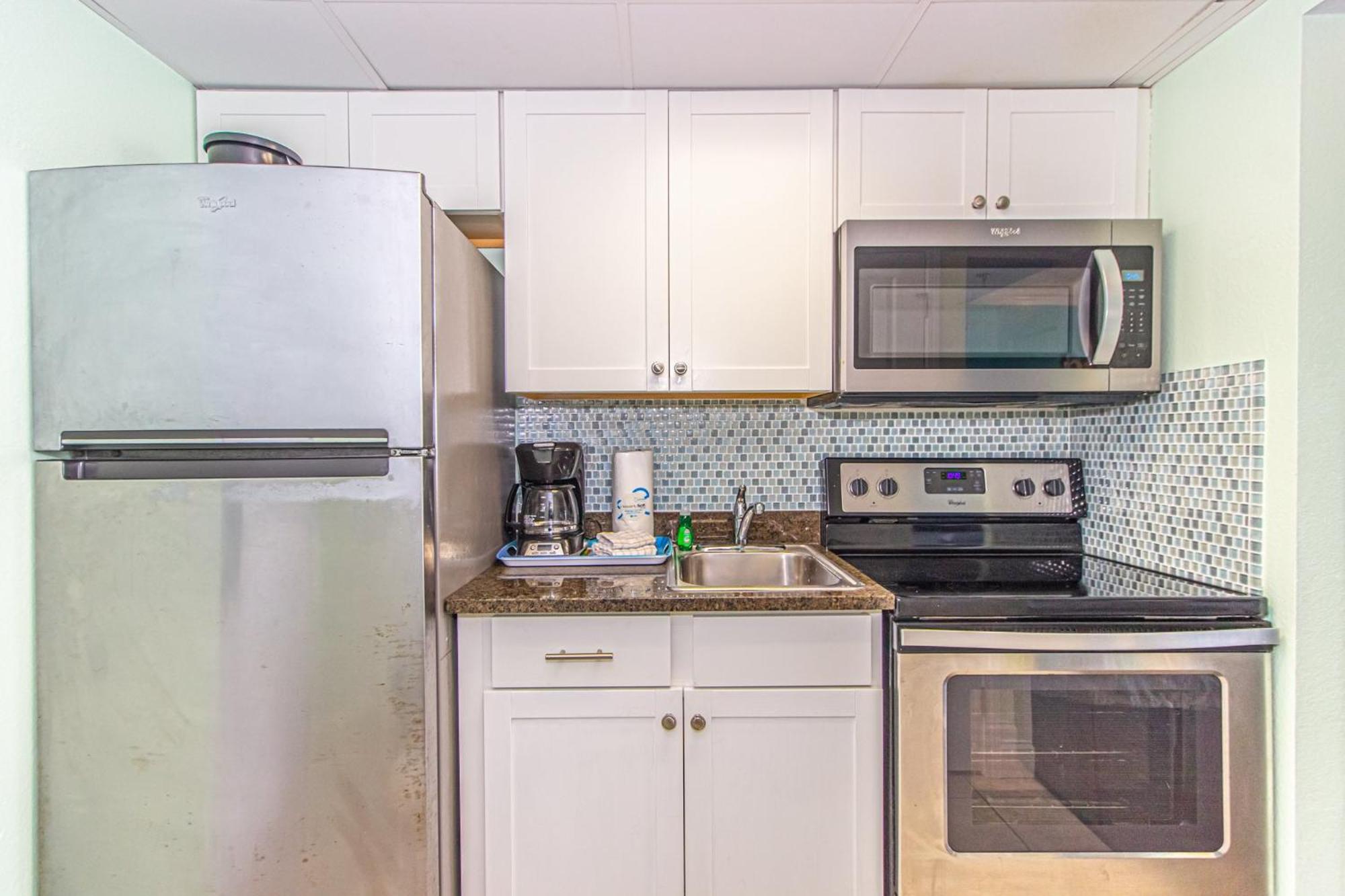 Oversized Ocean View Queen Suite With Beautiful Fireplace And Accents - Sleeps 4 Guests! Myrtle Beach Værelse billede