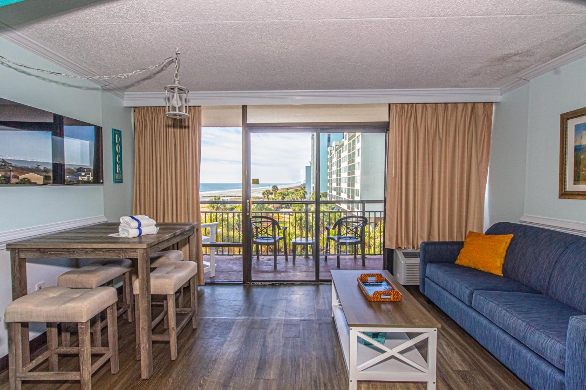Oversized Ocean View Queen Suite With Beautiful Fireplace And Accents - Sleeps 4 Guests! Myrtle Beach Værelse billede